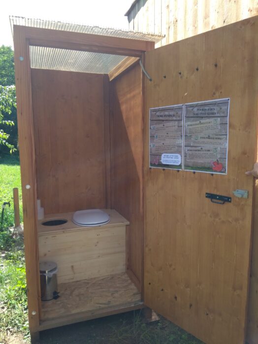 Toilettes sèches jardins partagés de Quissac